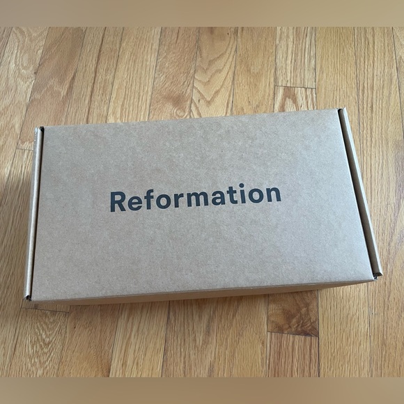 Reformation Alani Block Heel Sandal - Picture 10 of 11